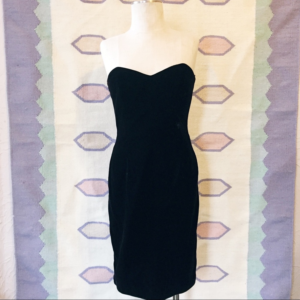 Vintage Velvet Strapless Bodycon Dress - Picture 1 of 8